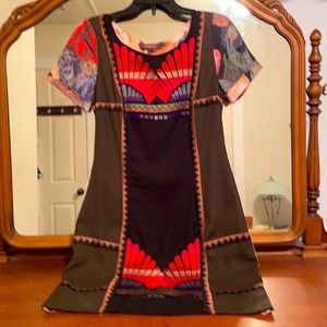 Ranna Gill Fanned Vignette Shift Dress